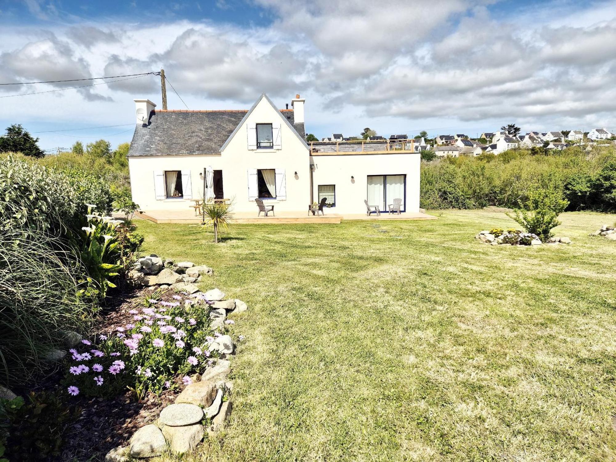 728-belle Renovation-vue Mer-top Roof-grand Confor
